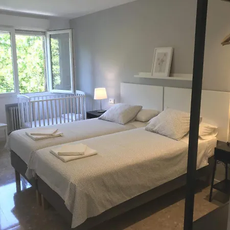 La Condesa De Vallellano * 코르도바