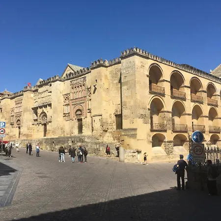 La Condesa De Vallellano & Paking Opcional