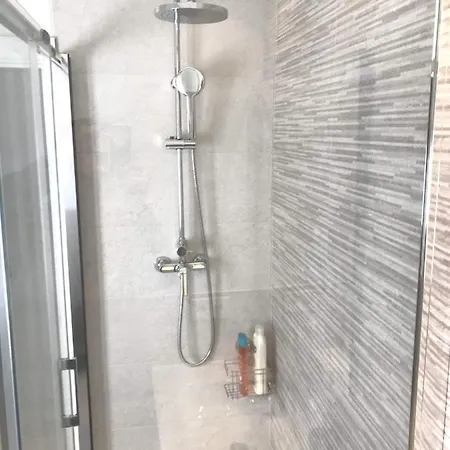 La Condesa De Vallellano *